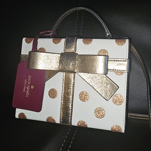 Kate Spade Wrapping Party Purse - Picture 2 of 6